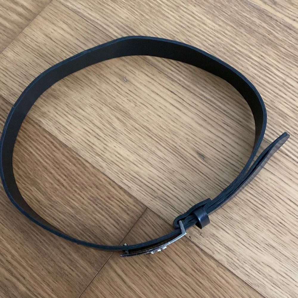 AX Armani Exchange Boy Leather Black Belt Silver Logo Size 28